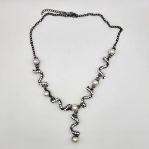 Pearl & Crystal Wave Pendant Necklace - White Pearls